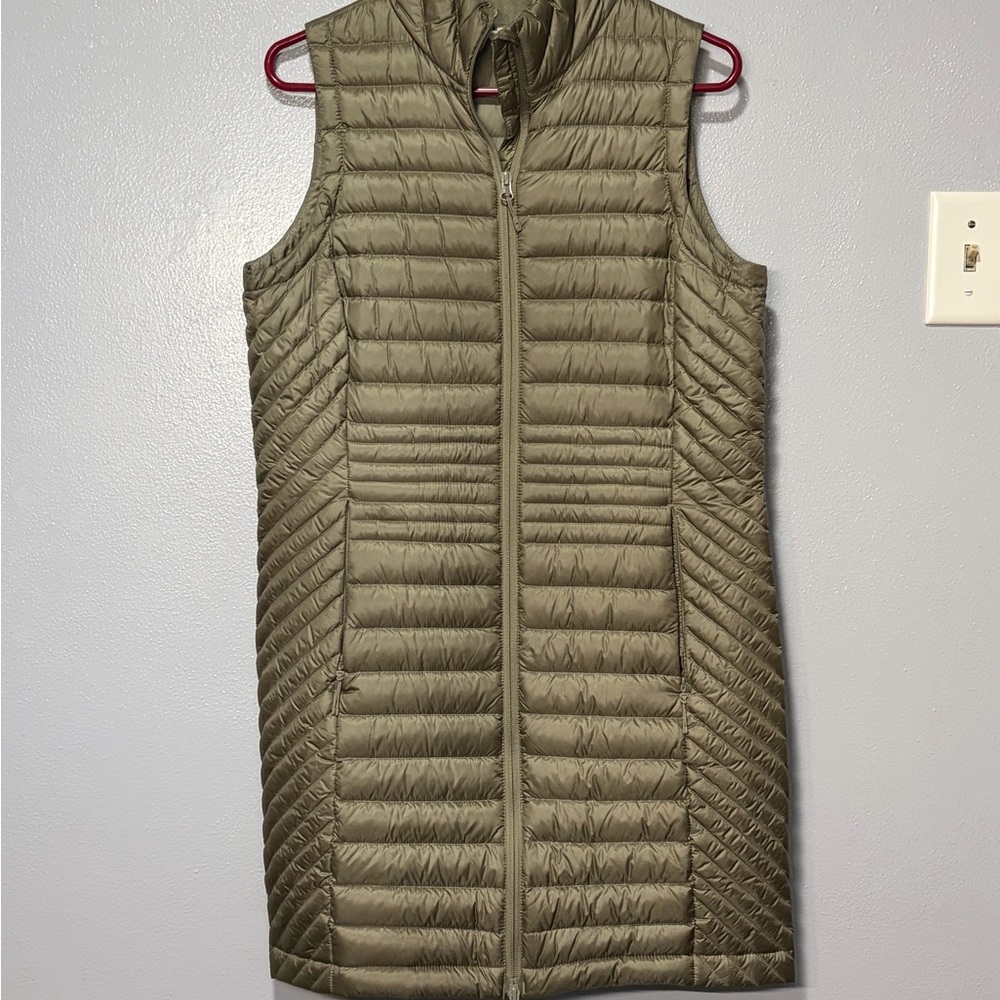 Duluth Trading Co Olive Puffer Vest